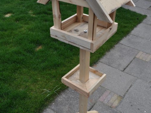 Vogelhuisje van hout staand standaard | Robuust | Handgemaakt