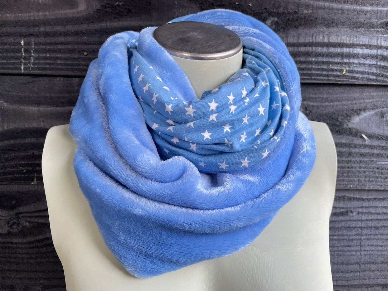 Maand weekend Opschudding Col sjaal | wikkelsjaal | Warm fleece | Blauw met witte sterren | Uniek